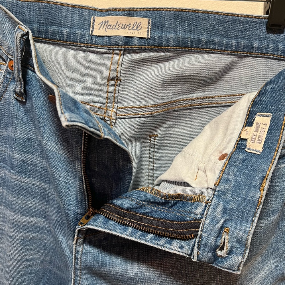 Madswell jeans. Women's High Rise Skinny Ripped Design size 32